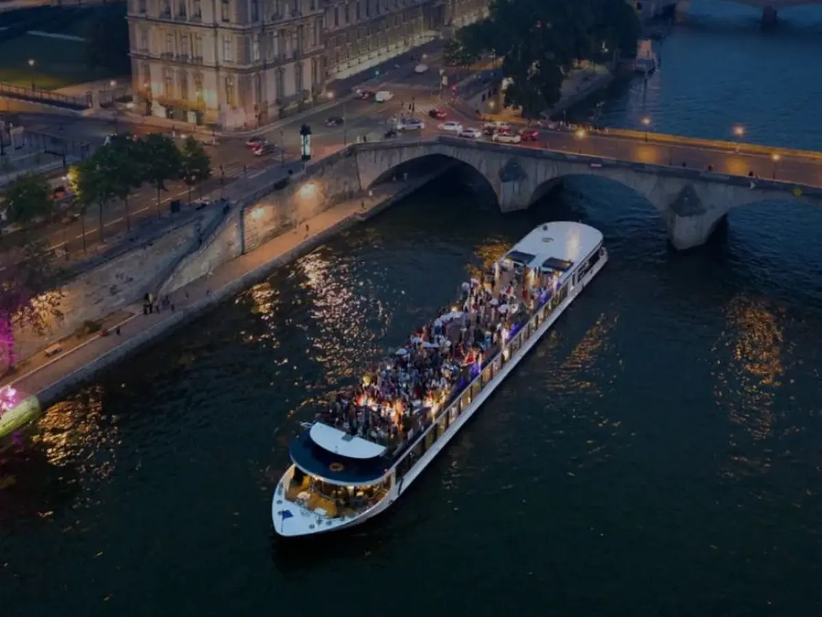 Dîner croisière sur la Seine spécial 14 juillet