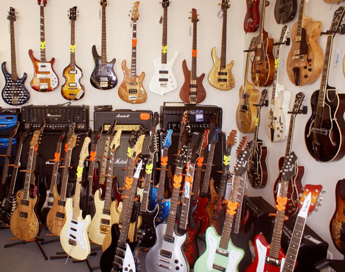 Dino Music souffle sa première bougie