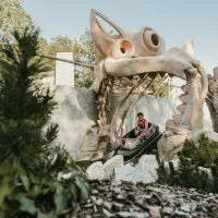 Le Megalodon River du parc Dino-Zoo &copy; Flyviewpicture