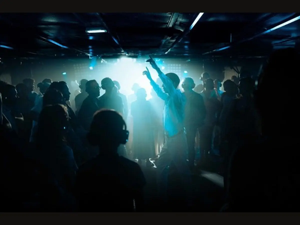 Discothèque ambulante : Arthur la nuit