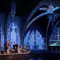 Une nouvelle attraction thématisée sur la Reine des Neiges &copy; Disneyland Paris