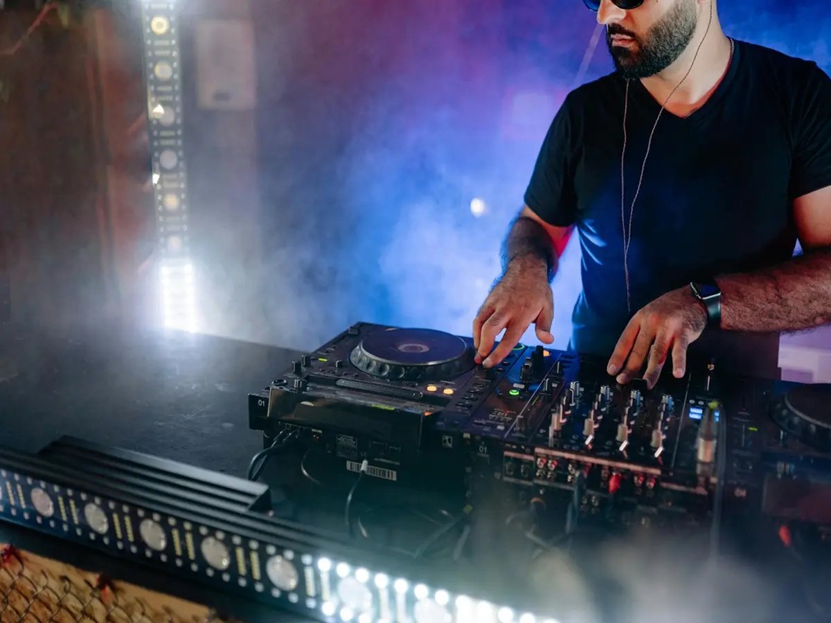 Dj Angelo