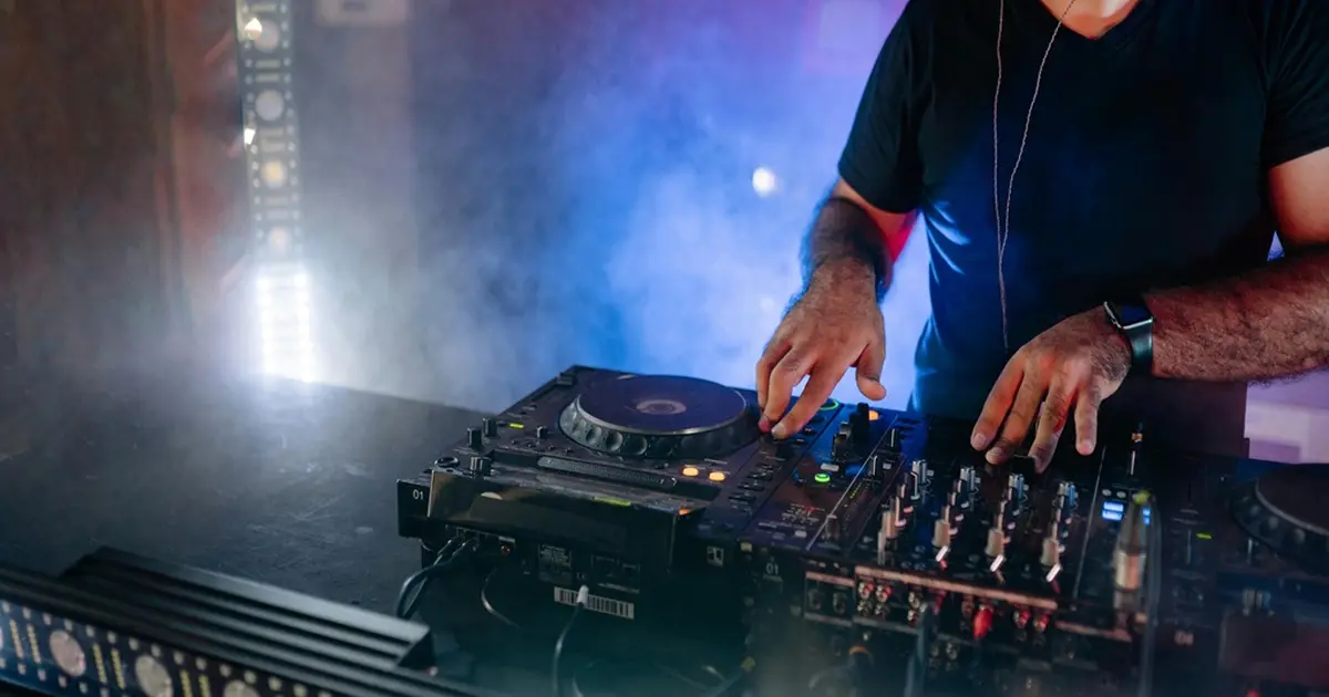 Dj Angelo