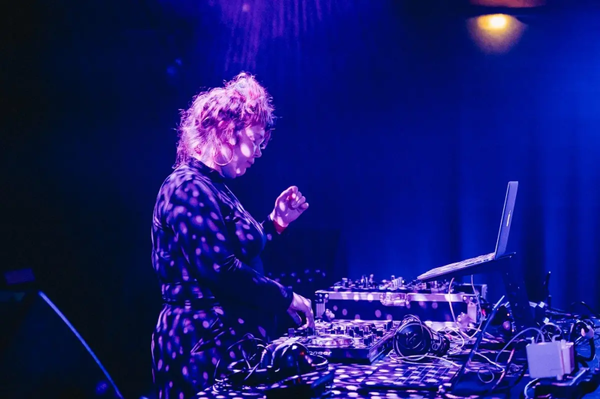 DJ Set Cosmic Suzie et Ora Bora