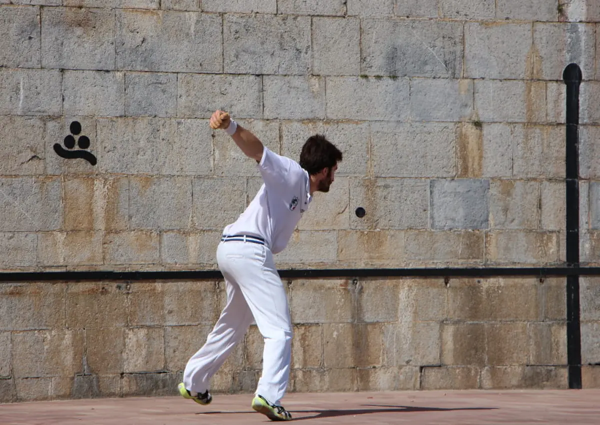 Documentaire : 1830-1914, Perkainen haritik-Dans le sillage de Perkain. Suivi d'un débat animé par le réalisateur Mikel Erramouspé