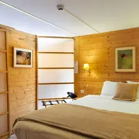 Les lodges vous accueillent chaleureusement DR