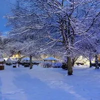 Une terrasse du Domaine du Haut Jardin sous la neige DR