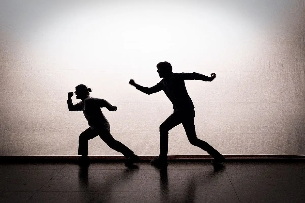 Dominique toute seule