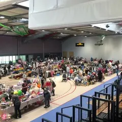 Bourse jouets puériculture vêtements enfants adultes