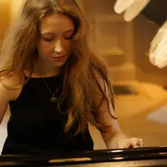 Alice Power - Récital de piano | VIBRATION(S)