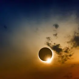 Éclipse solaire du 12 août 2026 à Marseille : horaires, visibilité et meilleurs endroits pour l’observer