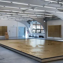 L’or dans l’art contemporain par Anne-Marie Charbonneaux