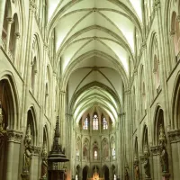 L'intérieur de l'Eglise Saint-Etienne à Mulhouse DR