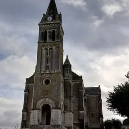 Église Saint Michel de Villeloin-Coulangé