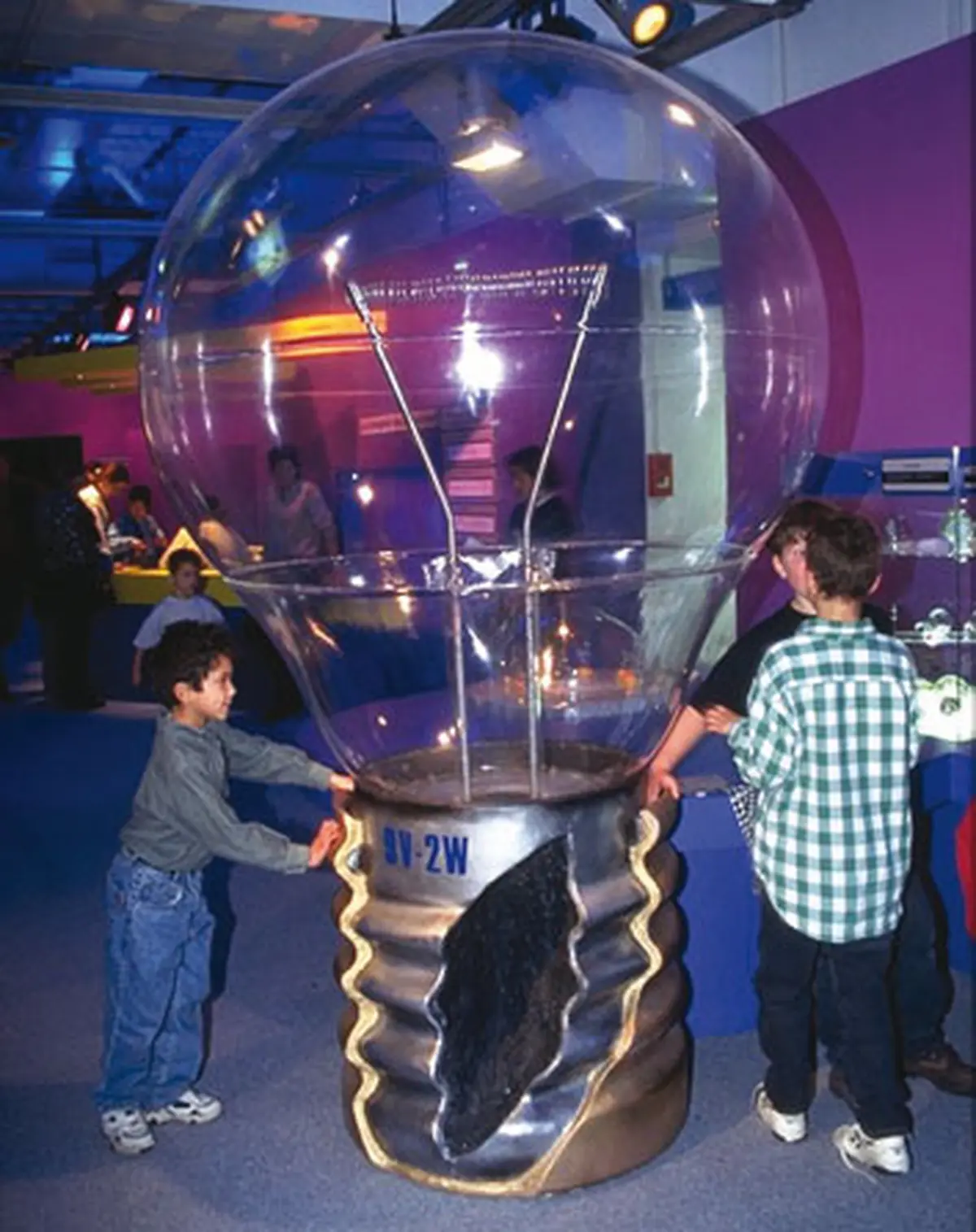 Le fonctionnement des ampoules grandement illustré au Musée Electropolis de Mulhouse