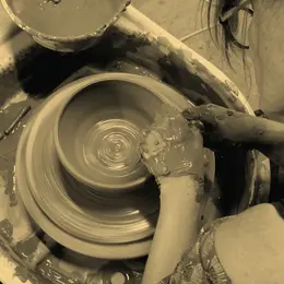 En Coulisse, Visite De L'Atelier De Poterie Et Démonstration