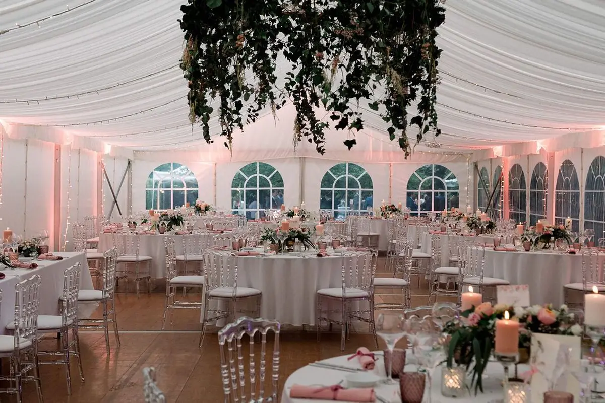 Enderlin Réceptions : je confie ma réception à des professionnels