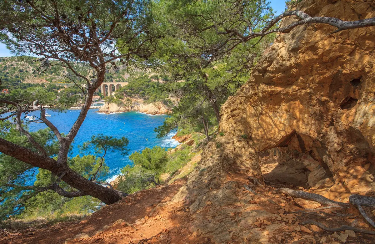 Les calanques de Niolon et Méjean 