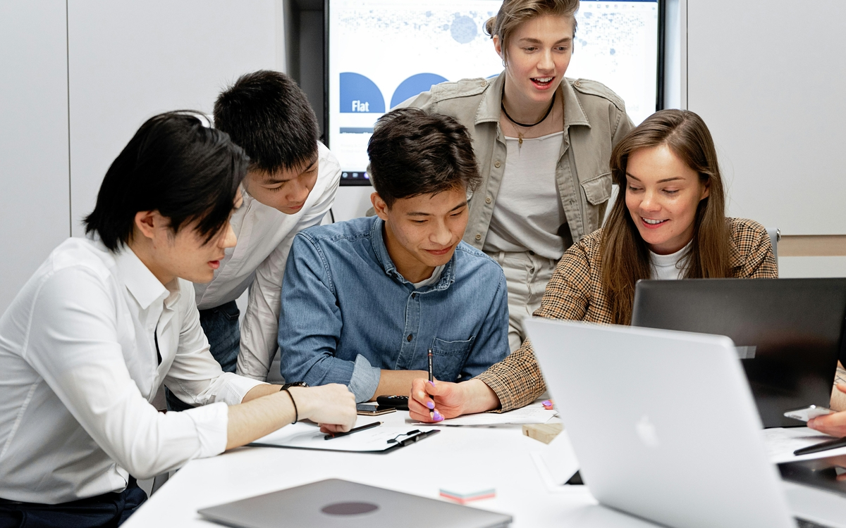 Entreprendre autrement pour demain