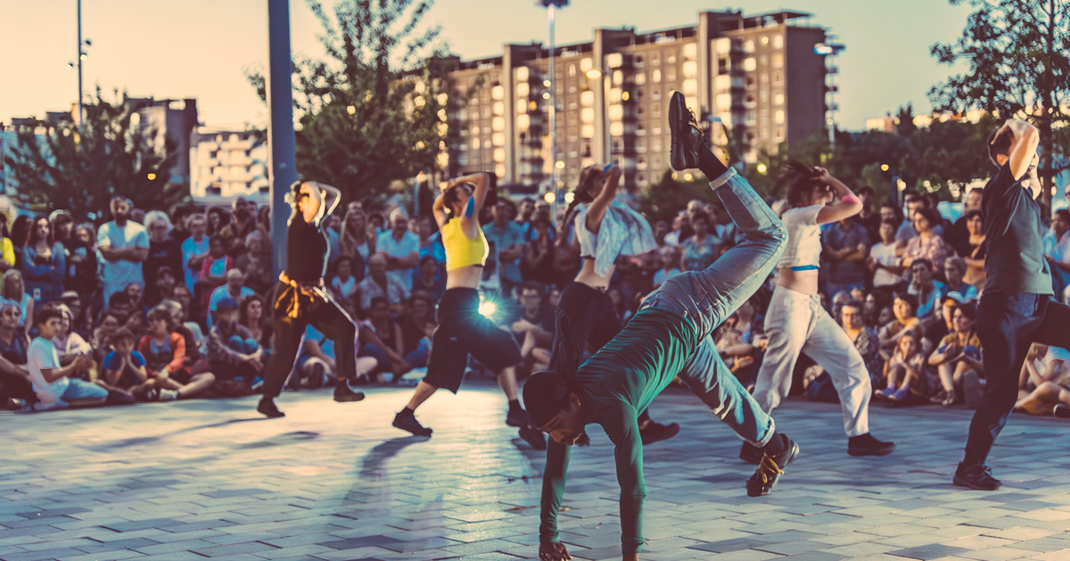 Épidémie de danse en espace public : Fièvre de la Cie Point Bart