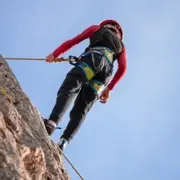 Escalade avec vue sur le lac à Loudenvielle (65)