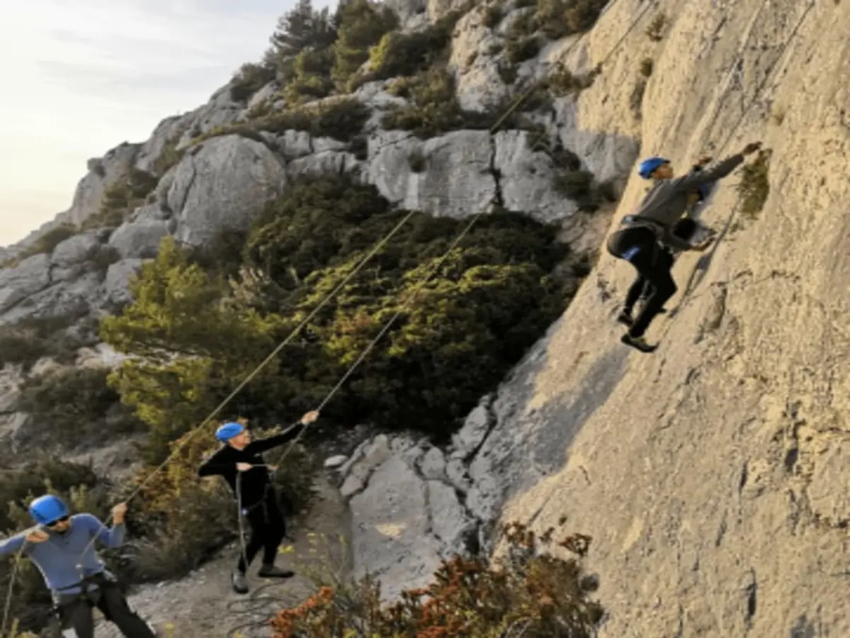 Escalade en falaise à Cassis (13)