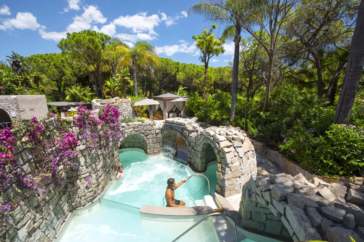 Escapade bien-être au Forte Village Resort en Sardaigne