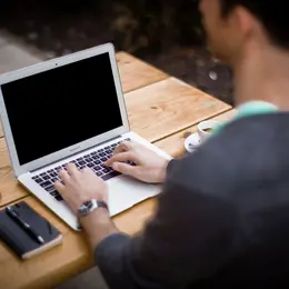 Est-il obligatoire d’ouvrir un compte bancaire pro en auto-entrepreneur ?