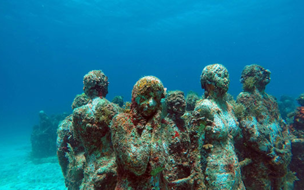 Musée sous-marin de Cancun au Mexique