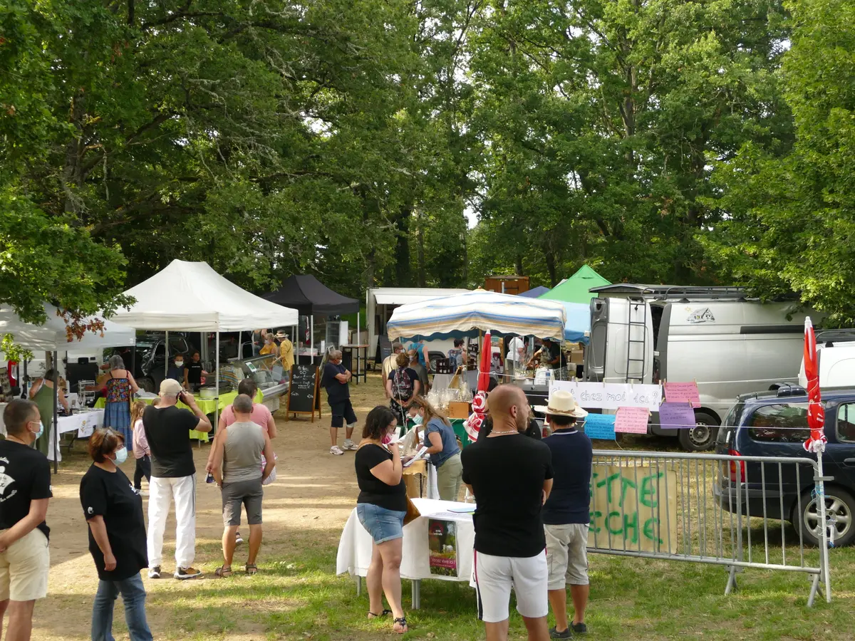Etang de Chaux : Marchés semi-nocturne des producteurs de pays du réseau Bienvenue à la ferme