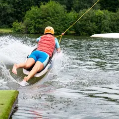Ete actif - téléski nautique