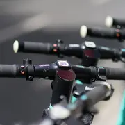 Été actif | Trottinette électrique tout-terrain