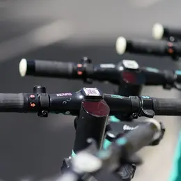Été actif | Trottinette électrique tout-terrain