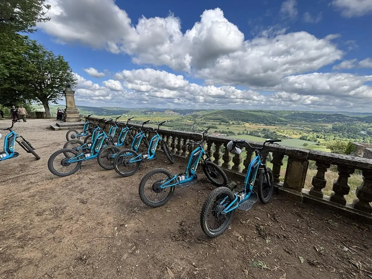 Été actif : Trottinette électrique tout terrain