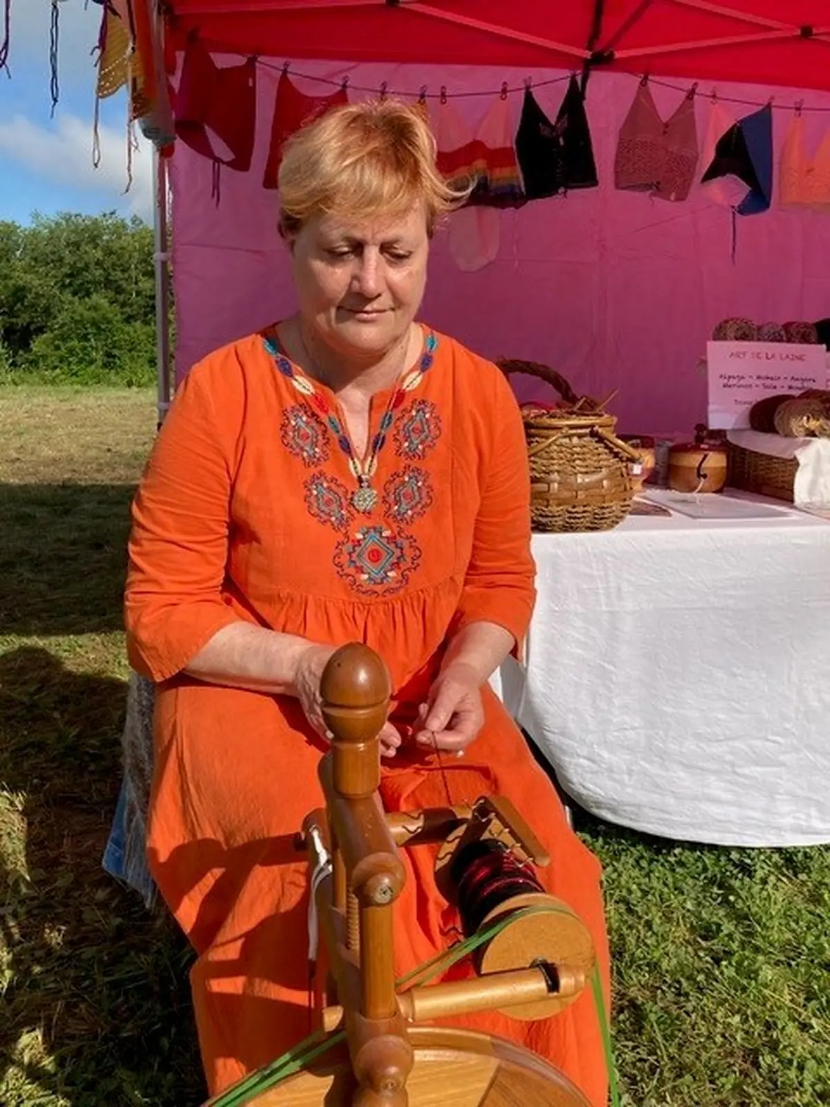 Été Artistique - Initiation au filage de la laine au fuseau avec Rosella