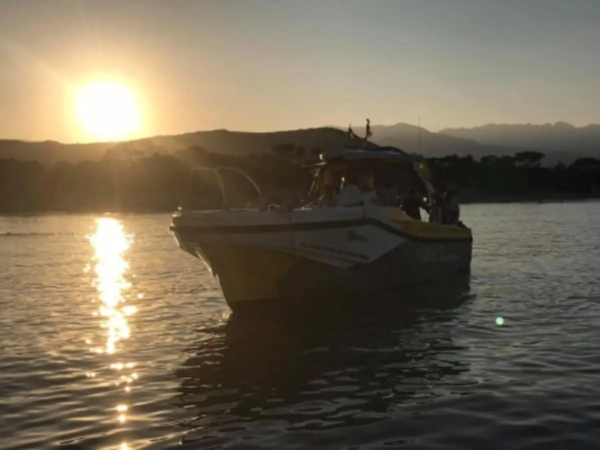 Excursion apéritif en mer au départ de Porto Vecchio