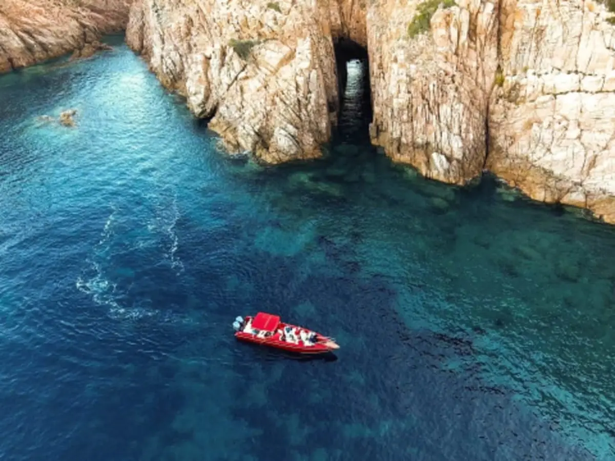 Excursion en bateau dans les calanques de Piana (20)