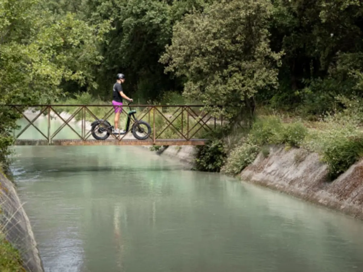 Excursion en trottinette électrique à L'Isle sur la Sorgue (84)