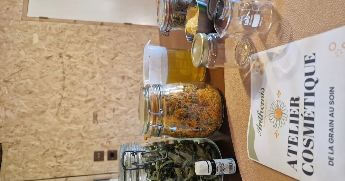 Expérience de Destination : Je crée mon cosmétique au Château de Chanteloup