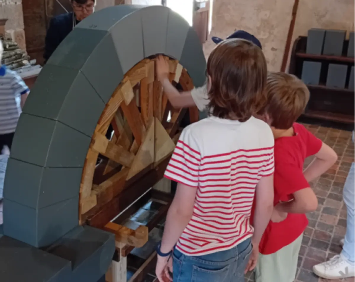 Expérience de Destination : Je taille la pierre à l’Abbaye de la Lucerne