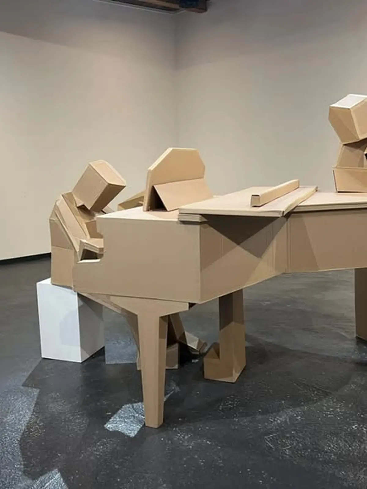 Exposition artistique à la Biblio