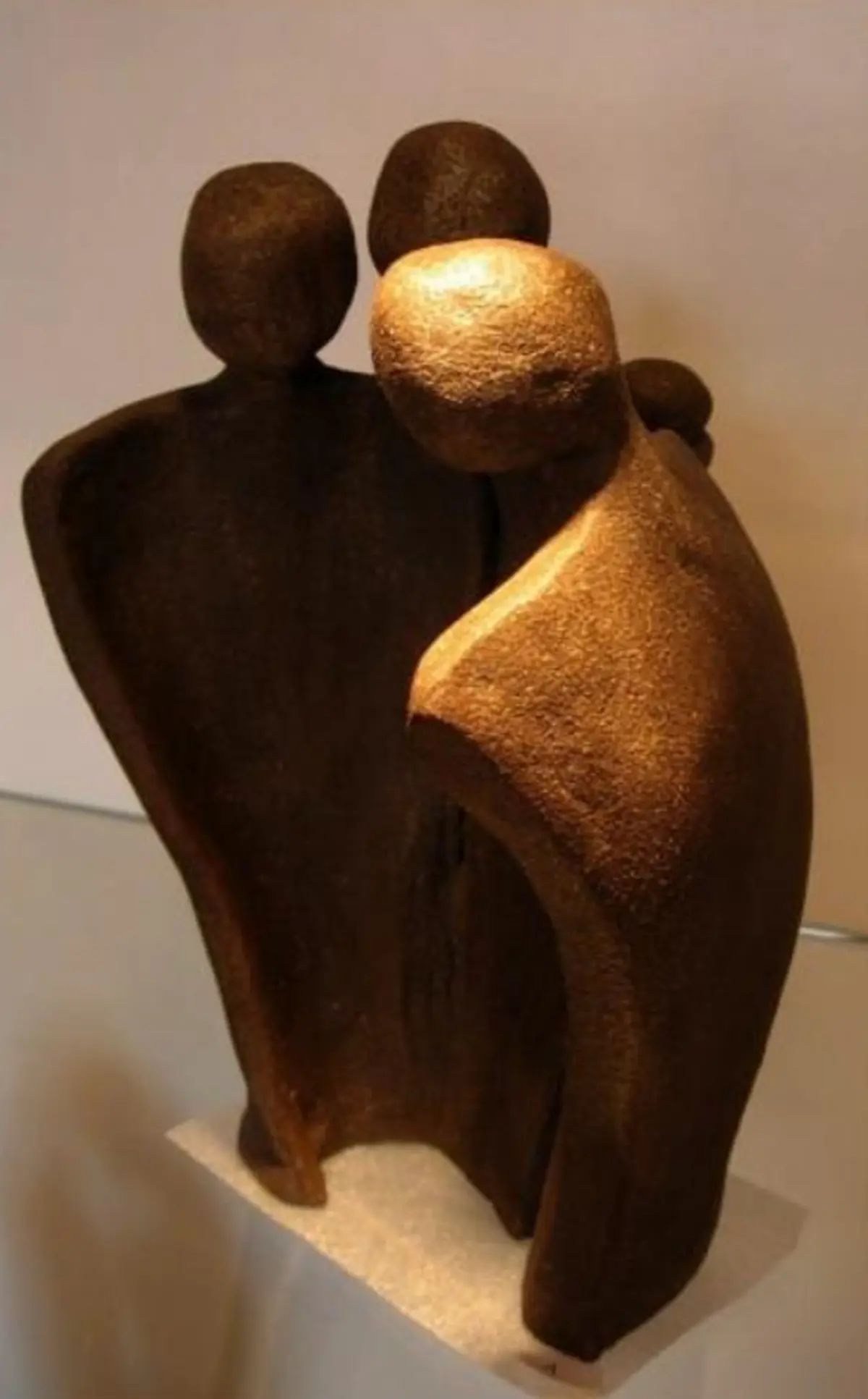 Exposition d'Annick Laloy -  terre, bois et eau