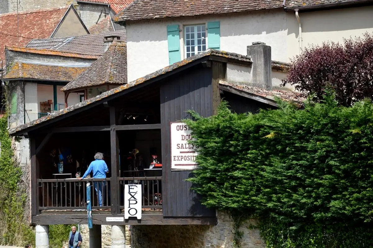 Exposition d'art à l'Ostàu Dou Saleys