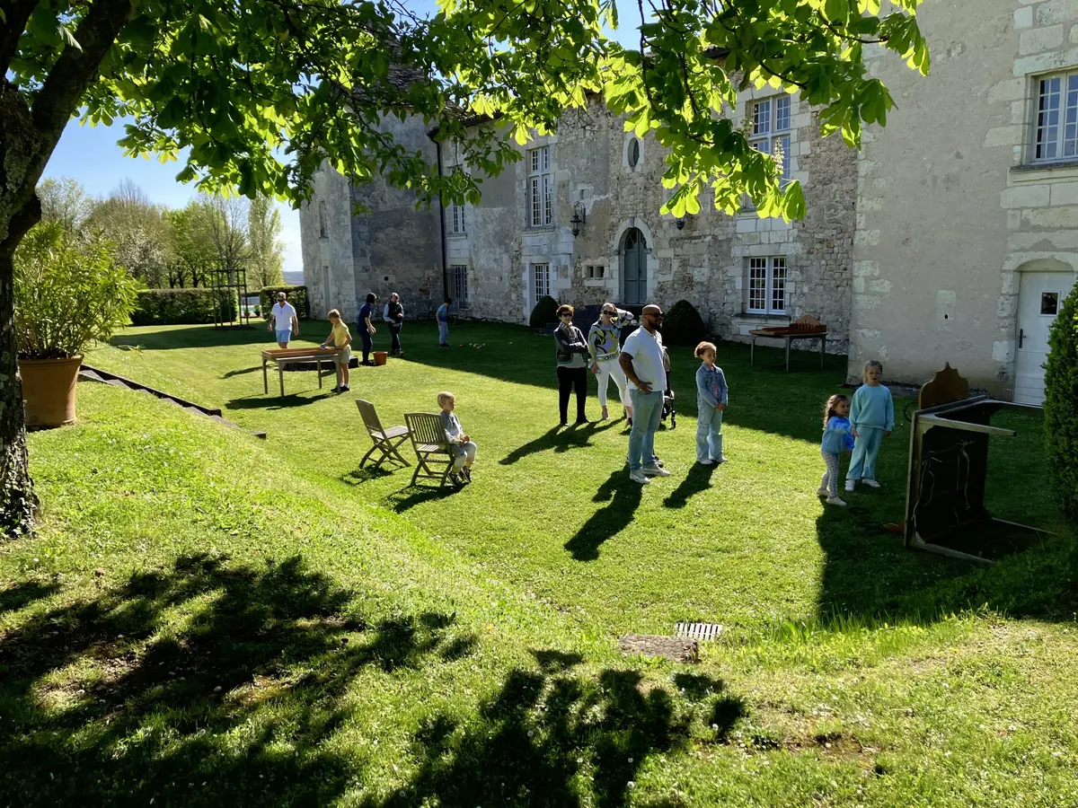 Exposition de jeux anciens au Château de Puymangou