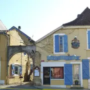 Exposition de peintures de Mme Mongeri , au restaurant De la Tour