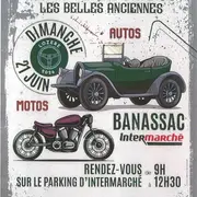 Exposition De Voitures Anciennes