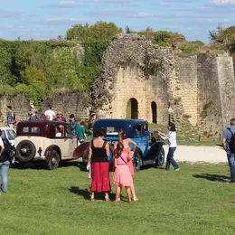 Exposition de voitures anciennes (Journées Européennes du patrimoine)