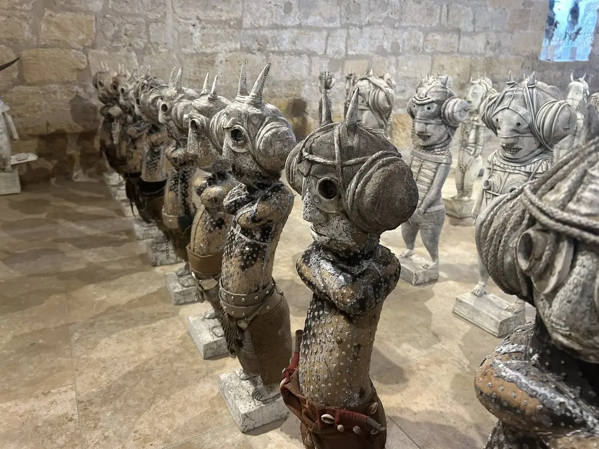 Exposition - Demonio (s)