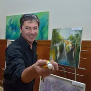 Exposition du peintre moldave cezar Secrieru