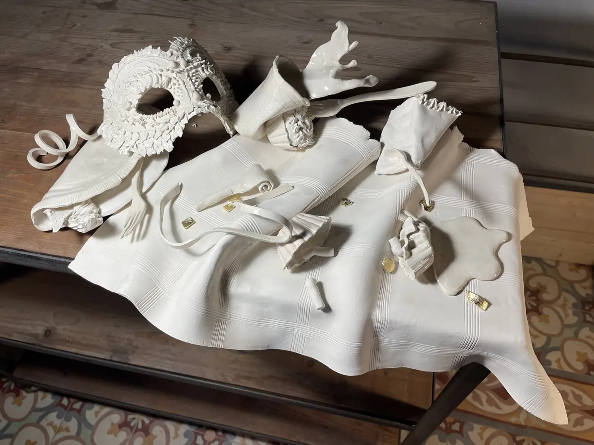 Exposition Éteindre les lampions par l'artiste Odyssée Dao